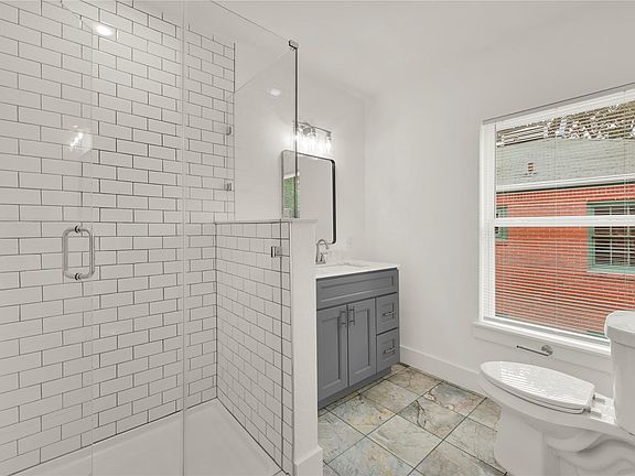 4th image of 6644 Lawndale St APT 3