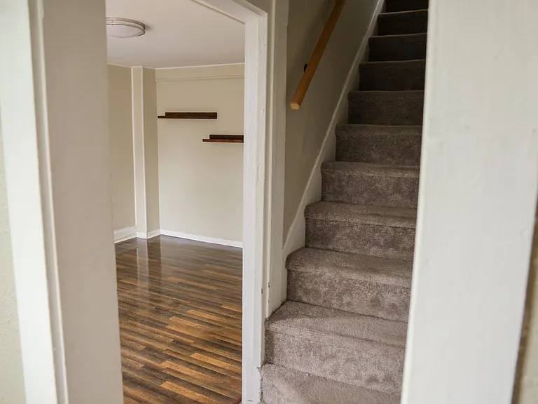 435 Ballard Ave — Photo 7