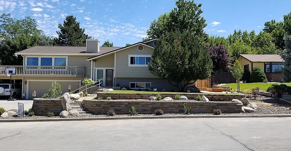 2nd image of 5586 Saint Andrews Ct