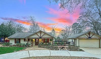 2nd image of 13779 Woodland Manor Dr