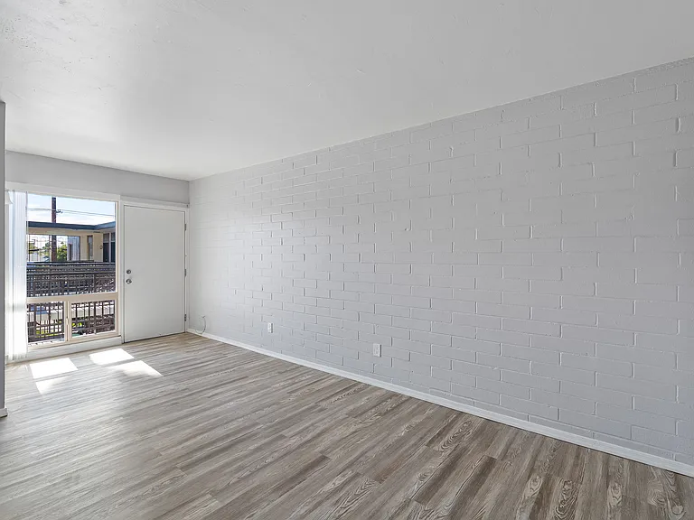 5570 E Hampton St #205 — Photo 16