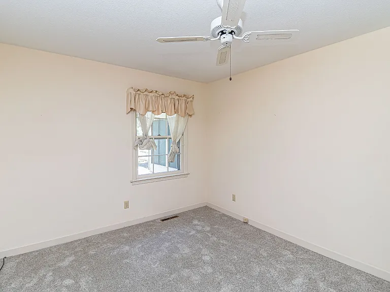 1211 Crisp St — Photo 17