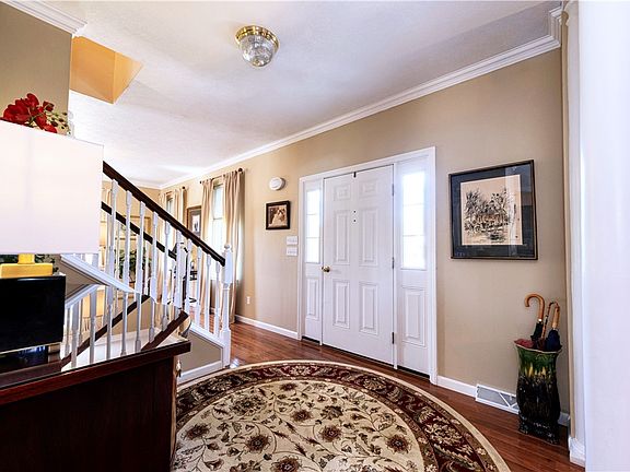 3rd image of 373 Old Plank Rd