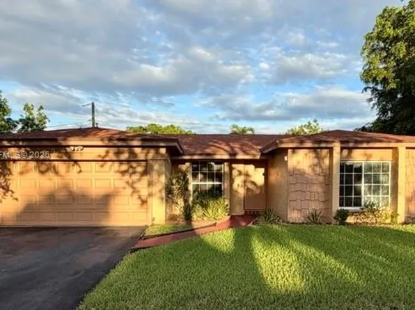 3405 Garnet Rd, Miramar, FL 33025