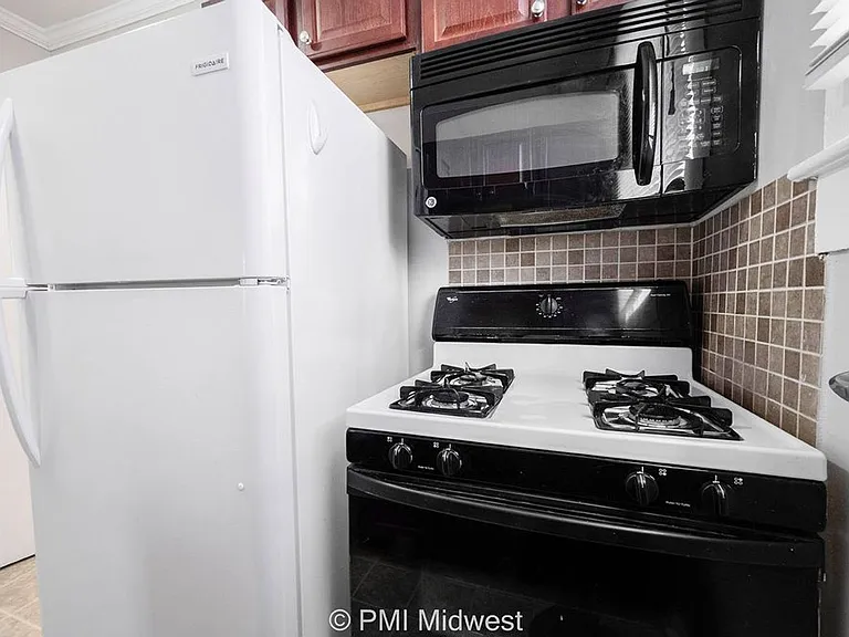 298 N Water St — Photo 15