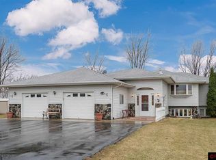 48434 Pheasant Run Rd, Kasota, MN 56050