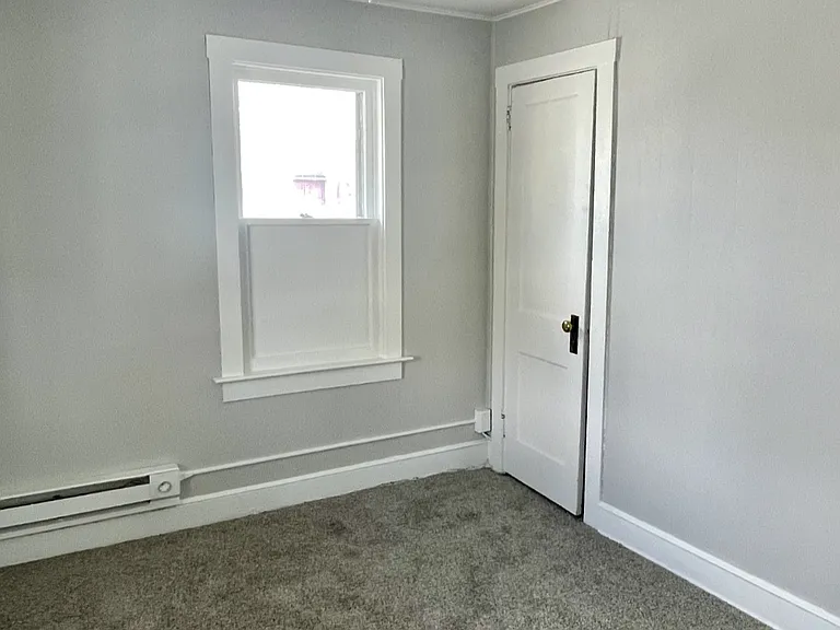 624 Maple St — Photo 5