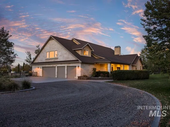 4110 N 2600 E, Filer, ID 83328