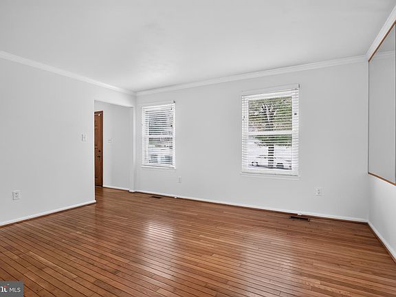 4th image of 5201 Aldershot Dr