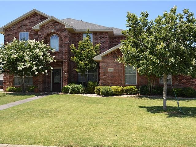 1st image of 5810 Lyndhurst Dr