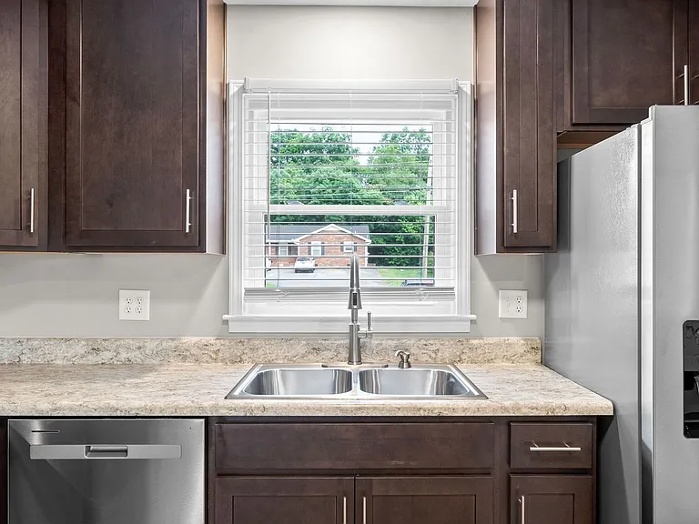 Darlene Dr - 147 — Photo 12