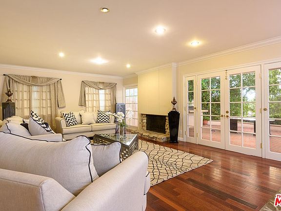 5th image of 3600 Green Vista Dr