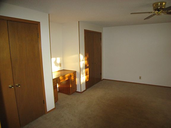 4th image of 3317 Oakbrook Dr