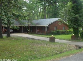 3910 S Linden St, Pine Bluff, AR 71603
