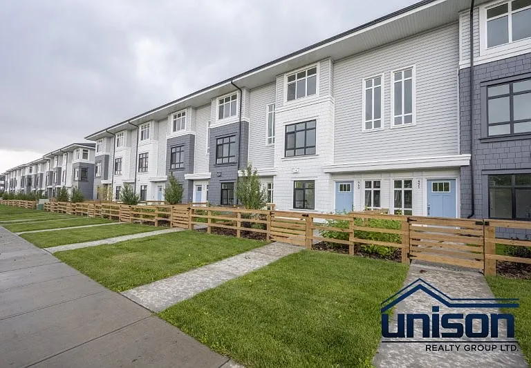 449 Belmont Ave SW — Photo 32