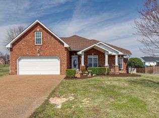 2069 Sunday Silence Dr, Greenbrier, TN 37073