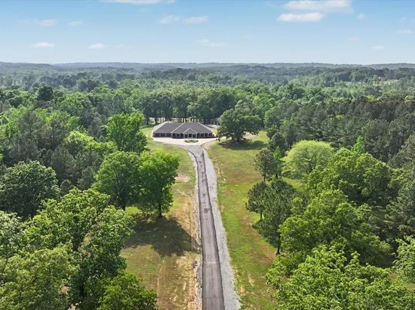 4550 Newbold Rd, Bessemer, AL 35022