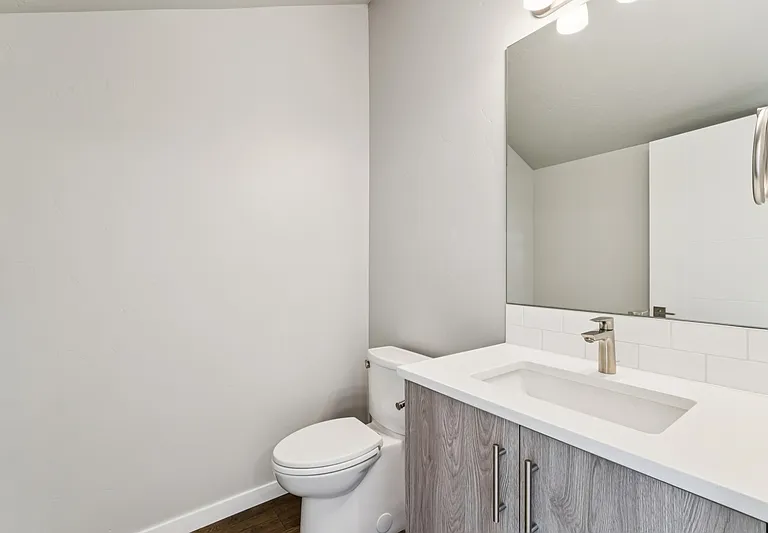 3520 N Prospect Ln #1 — Photo 38