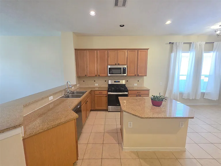 2954 Smokey Forest Ln — Photo 7