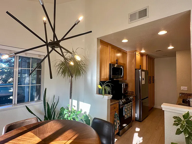 7635 Canyon Meadows Cir #B — Photo 5