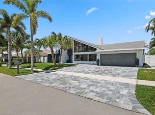 2901 NE 46th St, Lighthouse Pt, FL 33064