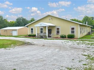 3014 S Outer Belt Rd, Oak Grove, MO 64075