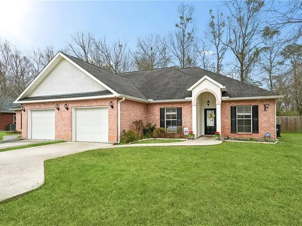 40042 Emerald Dr #B, Ponchatoula, LA 70454