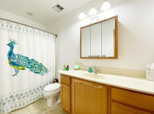 425 Hawthorne Dr, Fond Du Lac, WI 54935