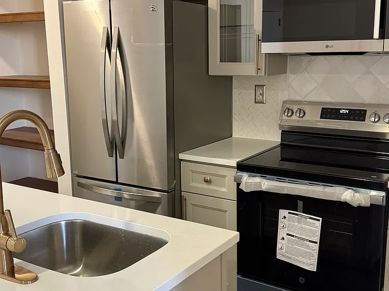 315 New St #613 — Photo 19