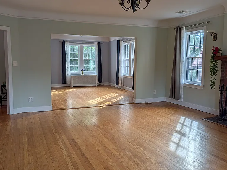 730 Burns St #2 — Photo 13