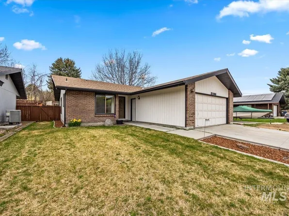 2104 Brookside Dr, Caldwell, ID 83605