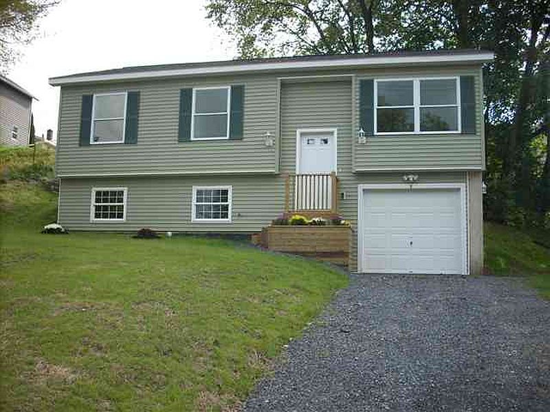 2nd image of 3 RIDGE Road