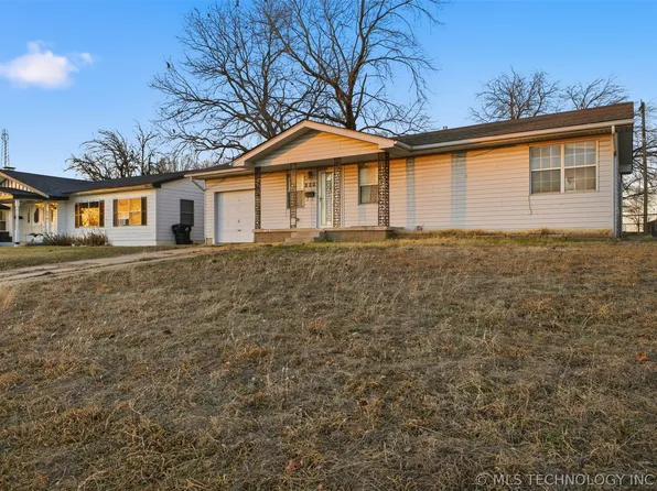 820 Charles Dr, Ada, OK 74820