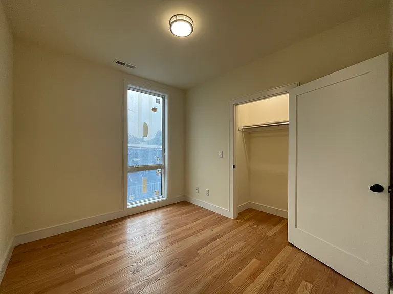65 Cameron St #8 — Photo 4