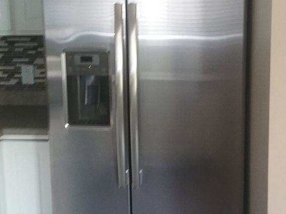 3rd image of 111 Glen Forest Dr