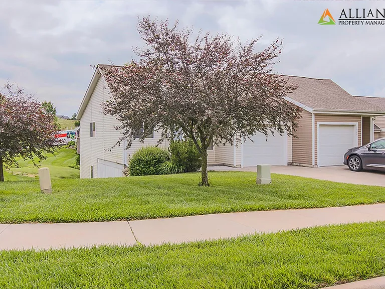 1324 Christy Dr — Photo 24