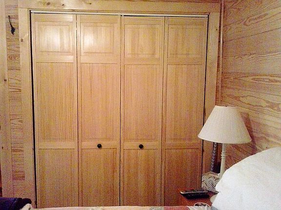 3rd image of 56 Chateau Ln