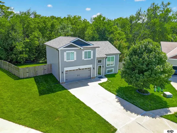 11325 S 212th St, Gretna, NE 68028