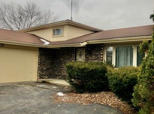 539 S Harper Ave, Glenwood, IL