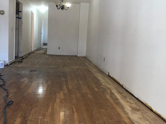 4th image of 1783 E 91st St #1