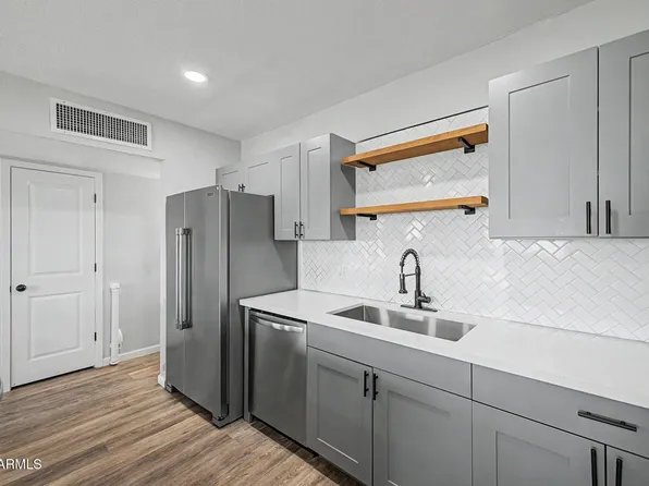 1423 W 6TH Street, Tempe, AZ 85281