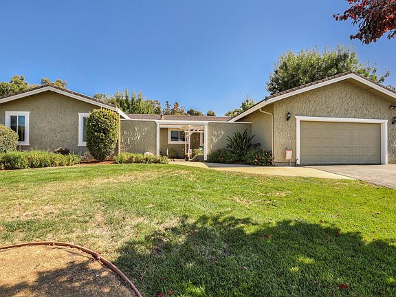 3rd image of 10750 New Ave