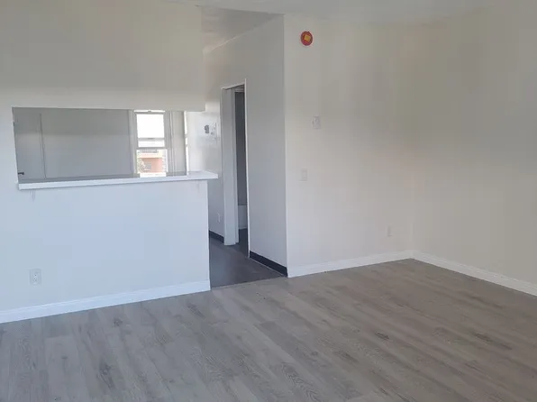 8615 Columbus Ave., 8615 Columbus Ave #43, North Hills, CA 91343