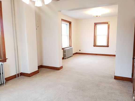 2nd image of 2136 Washington Ave APT 1