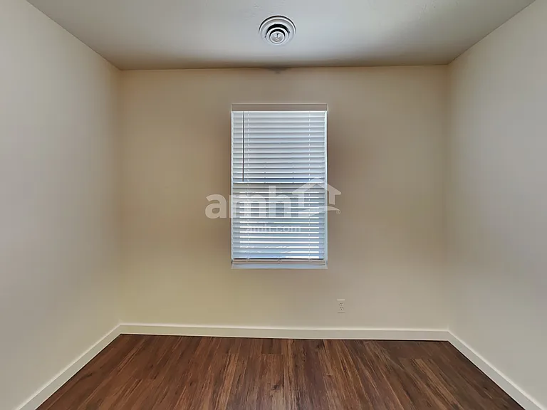 19735 Susquehanna Way — Photo 14