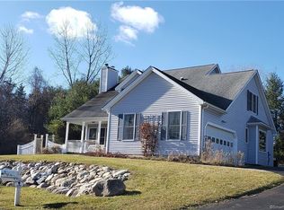 12 Christine Ln, New Milford, CT 06776
