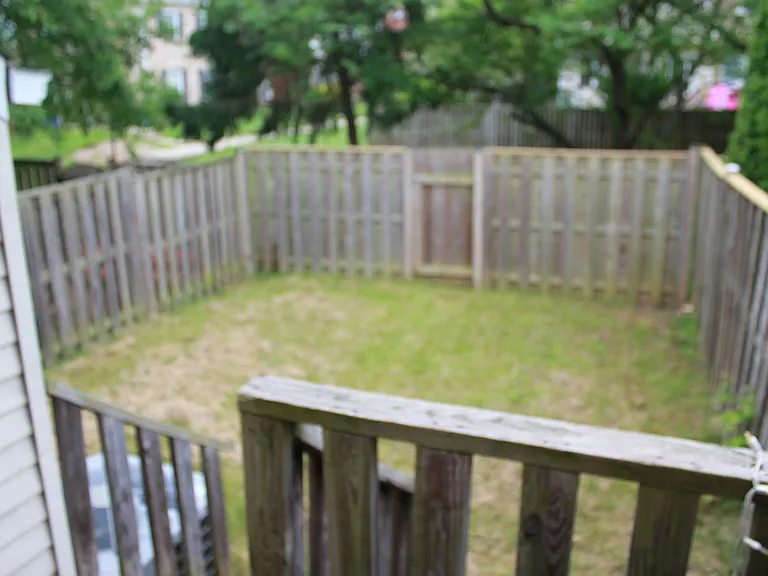 10 Crystal Rock Ct — Photo 24