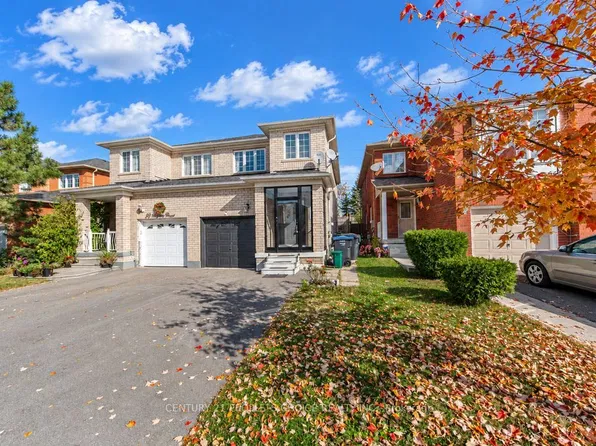 17 Corvette Ct, Brampton, ON L7A 2H7