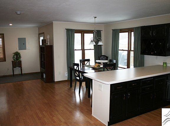 Kitchen/Dining