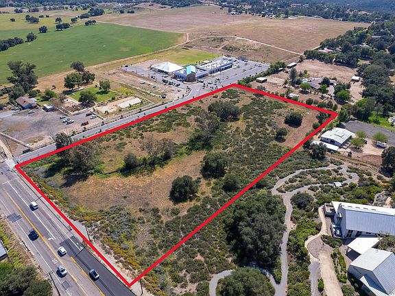 2nd image of Cole Grade Ln